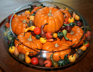 Beautiful-thanksgiving-table-decorations