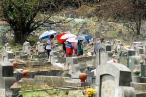 Qingming Festival Graveyard